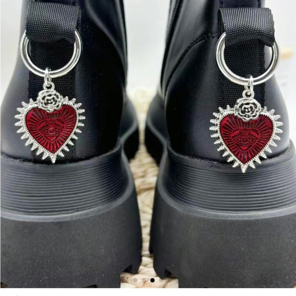 RED HEART BOOT Jewelry NWT